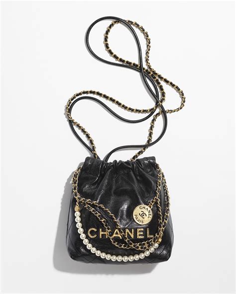 chanel 22 'mini|chanel 22 small size.